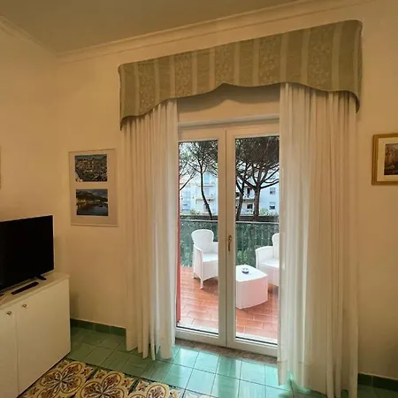 Holiday home E Flat Park And Pool Sorrento
